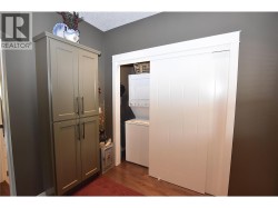 laundry area - 