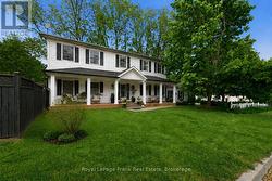 246 COCHRANE STREET Scugog (Port Perry), ON L9L 1M1