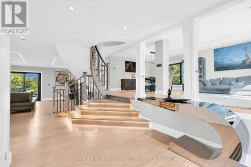 2169 Bonfield Court, Burlington, ON 
