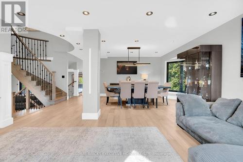 2169 Bonfield Court, Burlington, ON 