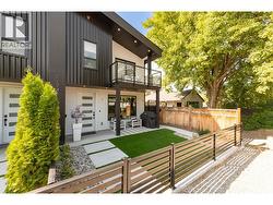2274 Woodlawn Street Unit# 2  Kelowna, BC V1Y 2T2