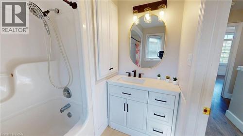723 Munich Circle, Waterloo, ON 