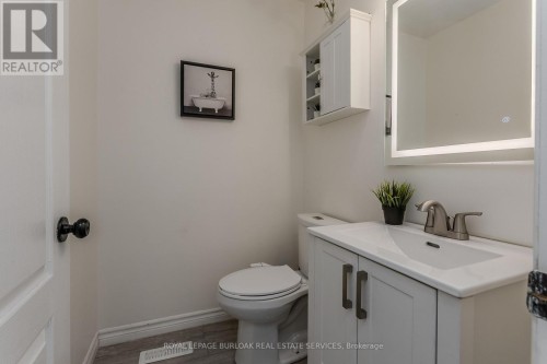 5190 Wood Crescent, Burlington, ON 