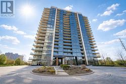 1709 - 1035 SOUTHDOWN ROAD  Mississauga, ON L5J 0A2