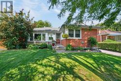 465 SPRINGBANK CRESCENT  Burlington, ON L7T 2W8