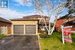15 RIBBLESDALE DRIVE  Whitby, ON L1N 6Z3