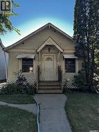 1331 B AVENUE N  Saskatoon, SK S7L 1G6