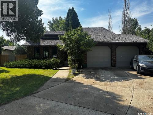 895 Brimacombe Drive, Weyburn, SK 