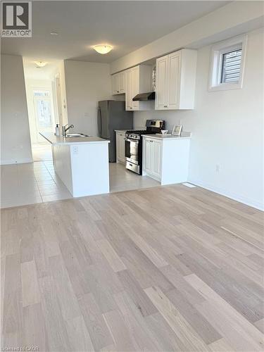 64 MASTERS Street , Welland, Ontario L3B 0N4 2