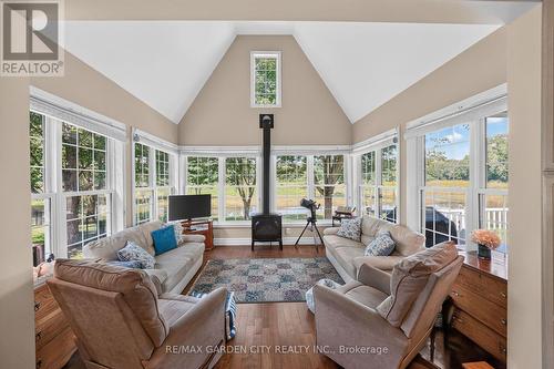 413 8Th Concession Road E, Norfolk, ON 