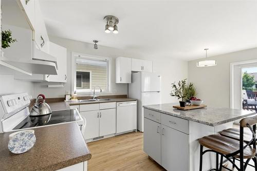 54 Westview Drive, Steinbach, MB 