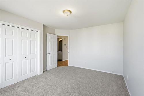 54 Westview Drive, Steinbach, MB 