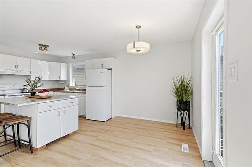 54 Westview Drive, Steinbach, MB 