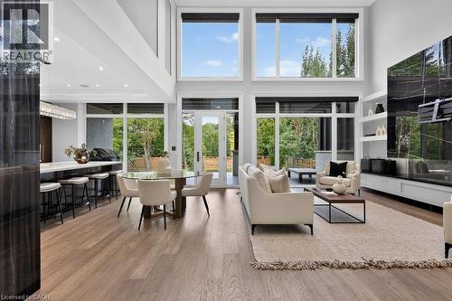 533 Carson Lane, Oakville, ON 