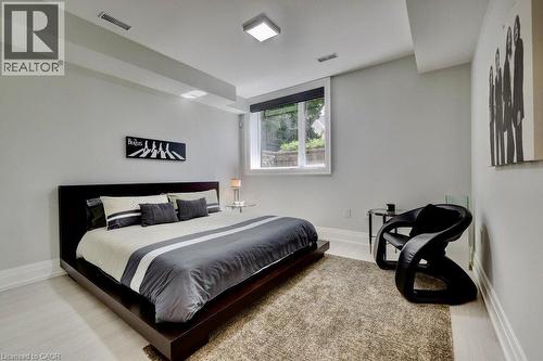 533 Carson Lane, Oakville, ON 