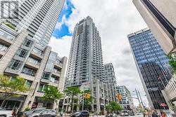 3701 - 2181 YONGE STREET  Toronto, ON M4S 3H7
