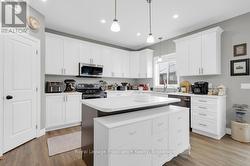 49 REDWOOD DRIVE  Belleville (Thurlow Ward), ON K8N 0K3