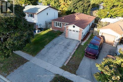UPPER - 118 SHAKESPEARE CRESCENT , Barrie, Ontario L4N 6B6 2