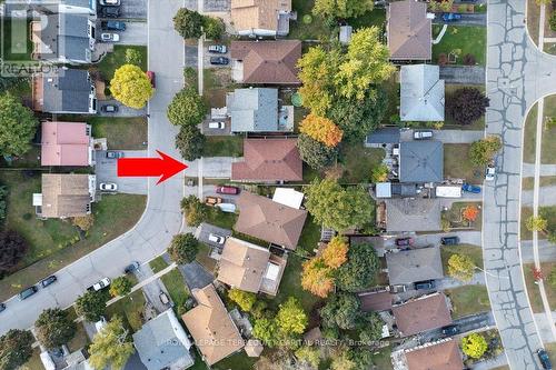 UPPER - 118 SHAKESPEARE CRESCENT , Barrie, Ontario L4N 6B6 4