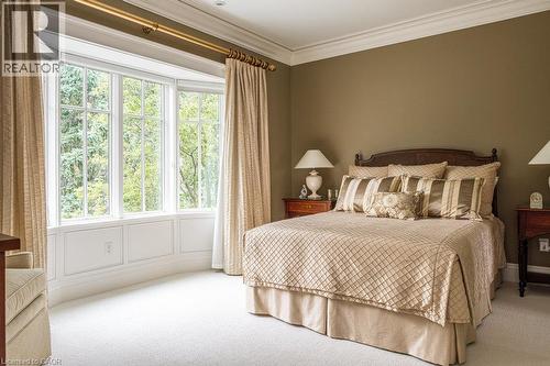 6 Ennisclare Drive, Oakville, ON 