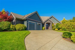 3172 Royal Vista Way  Courtenay, BC V9N 9X3