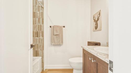 5531 6 Highway, Coldstream, BC 