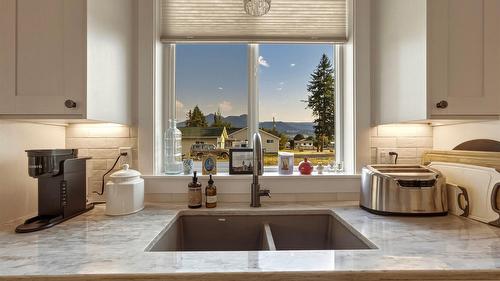 5531 6 Highway, Coldstream, BC 