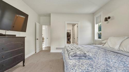 5531 6 Highway, Coldstream, BC 