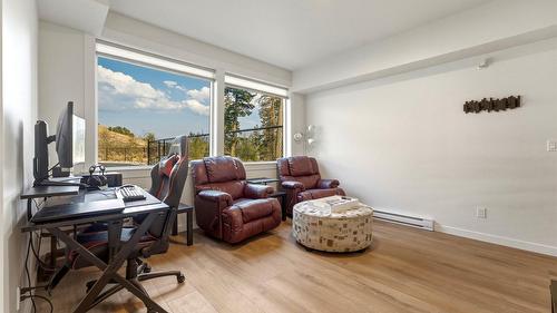 5531 6 Highway, Coldstream, BC 
