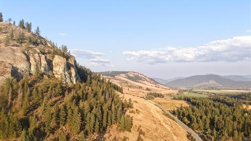 5531 6 Highway, Coldstream, BC 