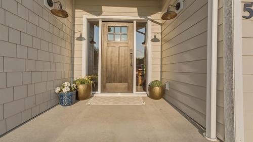 5531 6 Highway, Coldstream, BC 