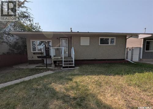 921 Weldon Avenue, Saskatoon, SK 