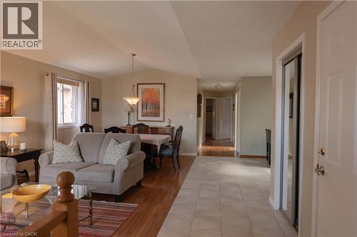 54 Republic Avenue, Hamilton, ON 