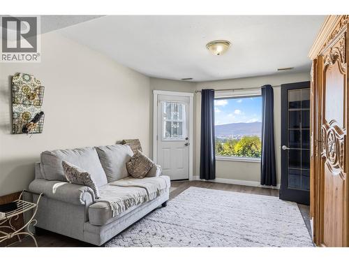 825 Toovey Road, Kelowna, BC 