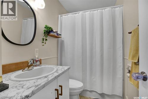 401 R Avenue N, Saskatoon, SK 