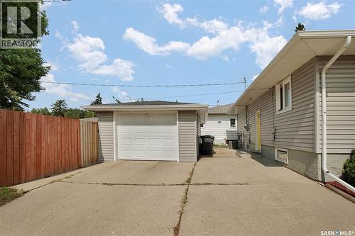 401 R Avenue N, Saskatoon, SK 