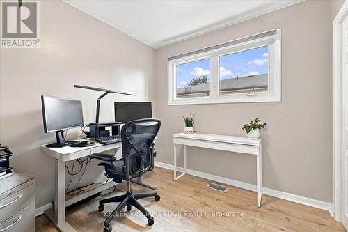 2407 Barclay Road, Burlington, ON 