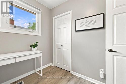 2407 Barclay Road, Burlington, ON 