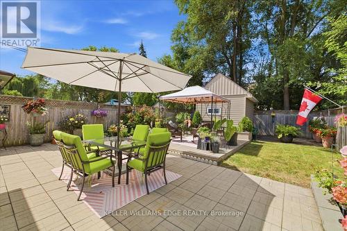 2407 Barclay Road, Burlington, ON 