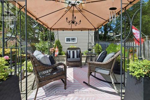 2407 Barclay Road, Burlington, ON 