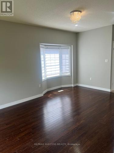 28 DARTMOUTH GATE , Hamilton, Ontario L8E 0B9 5