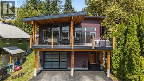 1715A Leroi Avenue  Rossland, BC V0G 1Y0