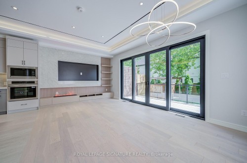 878 Atwater Avenue, Mississauga, ON 