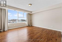 Bedroom 1 - 