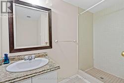 Bathroom 2 - 