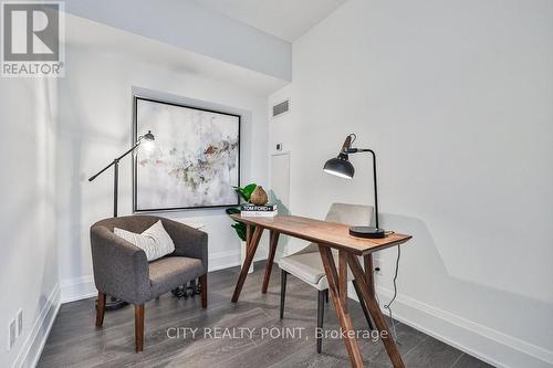 Den Office - 2204 - 370 Martha Street, Burlington, ON 