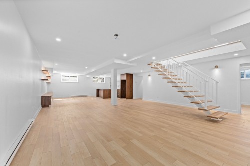 Family Room - 476 Av. Townshend, Saint-Lambert, QC 