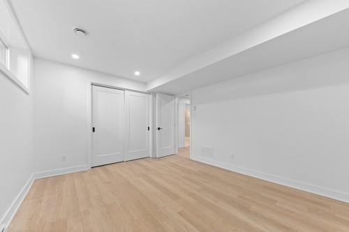 Bedroom - 476 Av. Townshend, Saint-Lambert, QC 