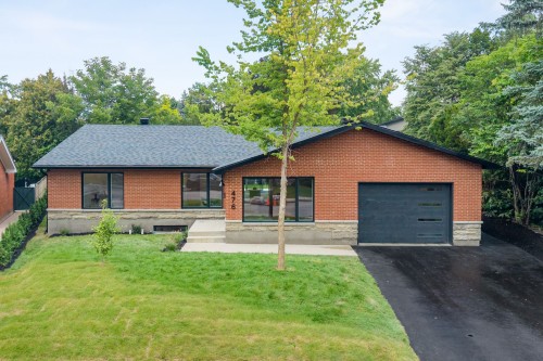 Front of Structure - 476 Av. Townshend, Saint-Lambert, QC 