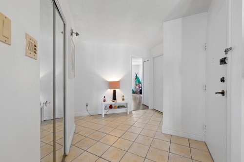 Hall d'entrée/Vestibule - 3-14464 Rue Aumais, Montréal (Pierrefonds-Roxboro), QC 